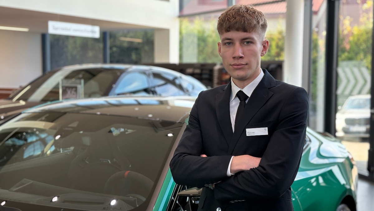 Filip Lipiński Asystent Sprzedaży Samochodów Używanych