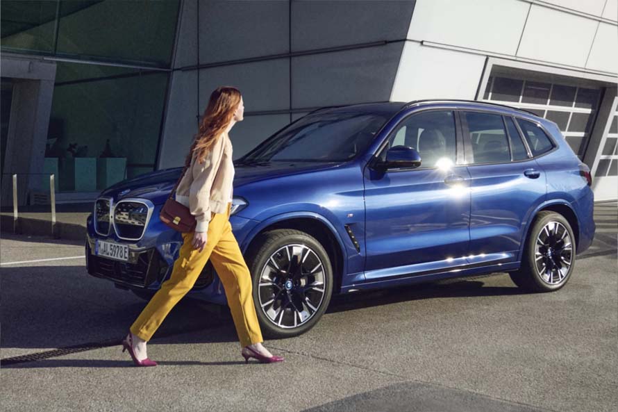 Znajdź idealny używany pojazd elektryczny BMW.