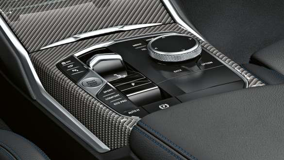 Sportowa skrzynia Steptronic.